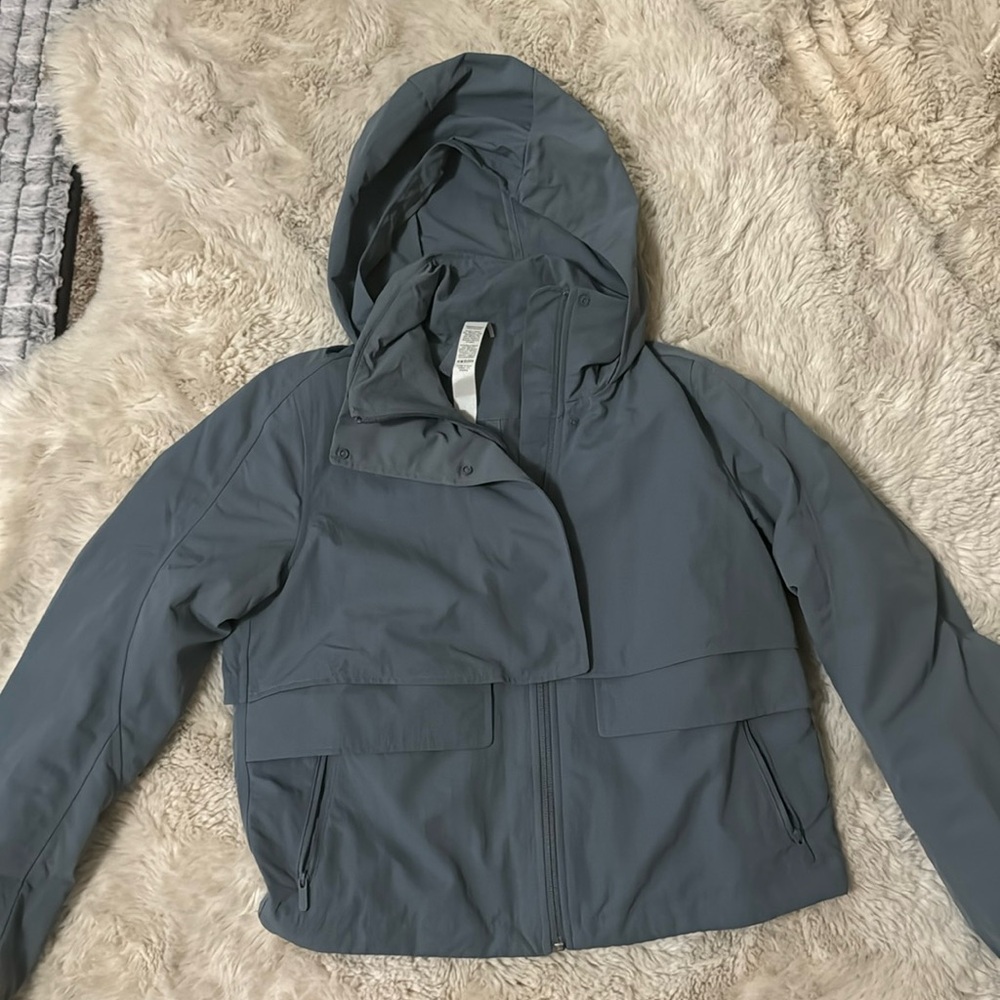 Lululemon Always effortless Jacket in Belgian blue